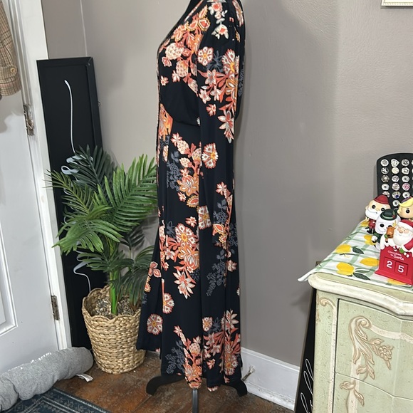 Free people Miranda dark floral midi dress boho button front Women’s size 4 - Picture 8 of 16